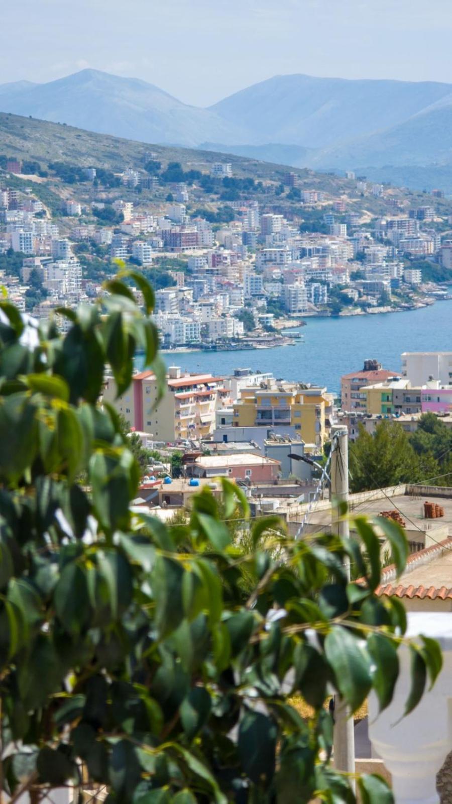 Vila Basho Sarandë Eksteriør billede